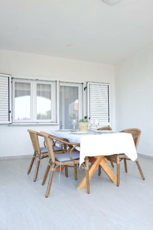 Apartment Ponos Крк Екстер'єр фото
